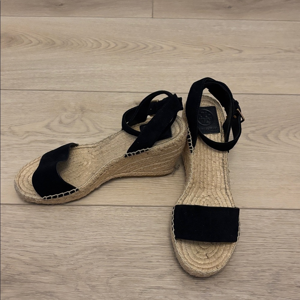 Tori Burch Black Espadrille Wedge Sandals. Size 7.5